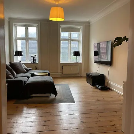 Apartment Luxe Kings Garden View